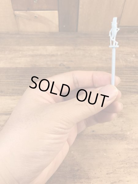 企業キャラクターのミスターピーナッツのヴィンテージカクテルスティック