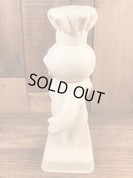 ドゥーボーイの台付きのヴィンテージビニールドール