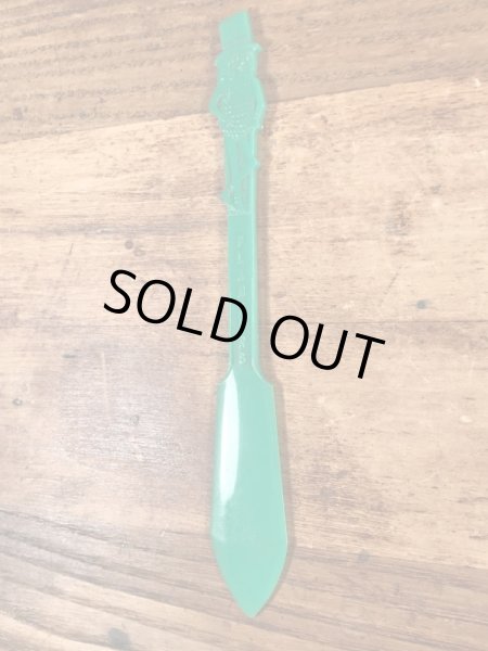 アドバタイジングキャラクターのミスターピーナッツのヴィンテージバターナイフ