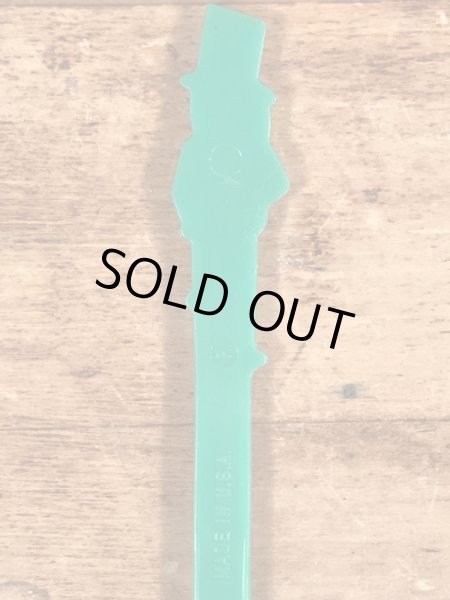 企業キャラクターのミスターピーナッツのビンテージバターナイフ