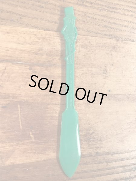 企業キャラクターのミスターピーナッツのビンテージバターナイフ