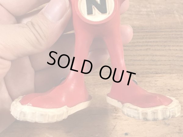 ドミノピザの企業キャラクター“ノイド”のヴィンテージベンダブルフィギュア