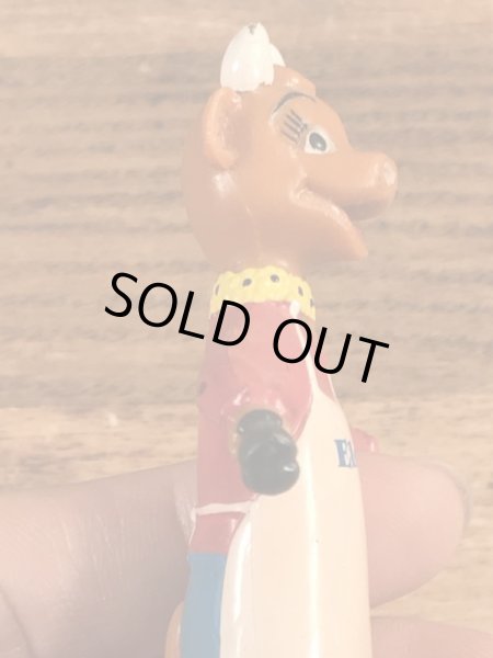 ボーデンの企業キャラクターのエルシーのビンテージPVCフィギュア