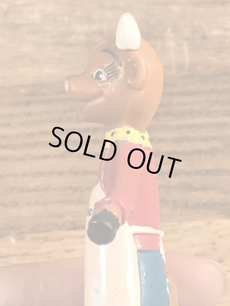 ボーデンの企業キャラクターのエルシーのビンテージPVCフィギュア