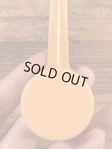 アドバタイジングキャラクターのミスターピーナッツのヴィンテージ計量スプーン