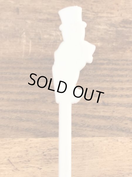 アドバタイジングキャラクターのミスターピーナッツのビンテージマドラー