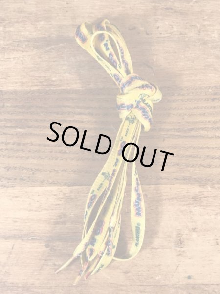 企業キャラクターのミスターピーナッツのビンテージ靴紐