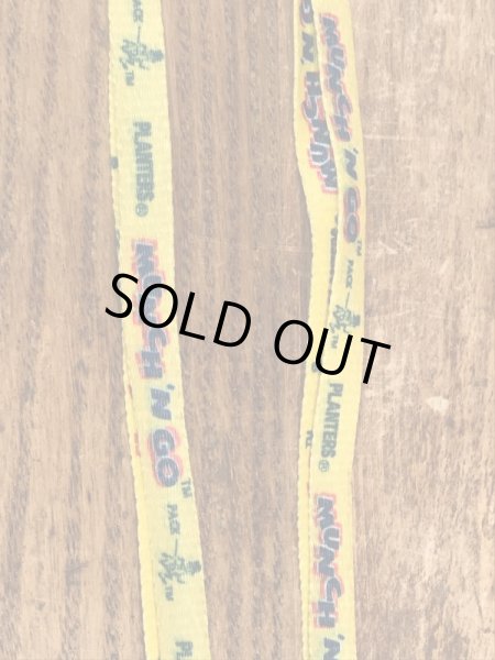 企業キャラクターのミスターピーナッツのビンテージ靴紐