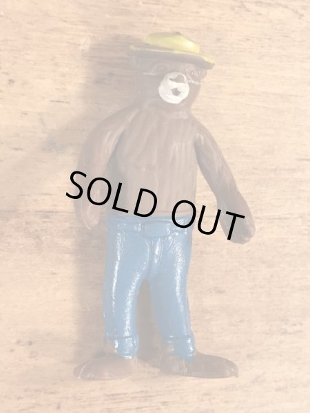 スモーキーベアのPVC製のビンテージくねくね人形