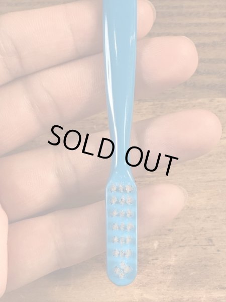 企業キャラクターのミスターピーナッツのヴィンテージ歯ブラシ