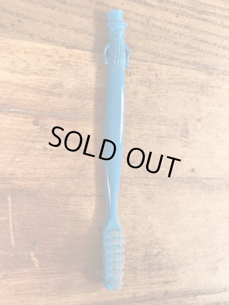 アドバタイジングキャラクターのミスターピーナッツのビンテージ歯ブラシ