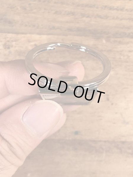 アドバタイジングキャラクターのミスターピーナッツのビンテージキーホルダー