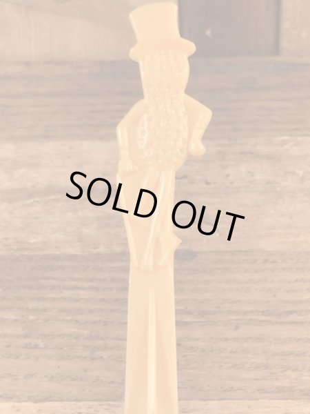 企業キャラクターのミスターピーナッツのビンテージ計量スプーン