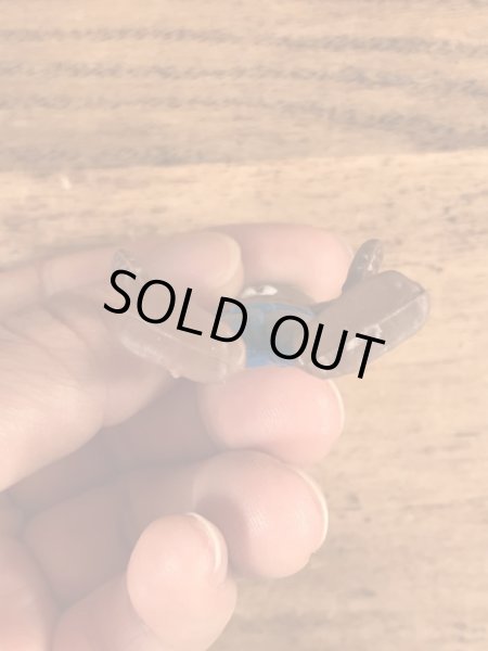 スモーキーベアのPVC製のヴィンテージベンダブルフィギュア