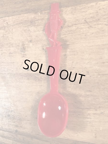 企業キャラクターのミスターピーナッツのヴィンテージプラスチックスプーン