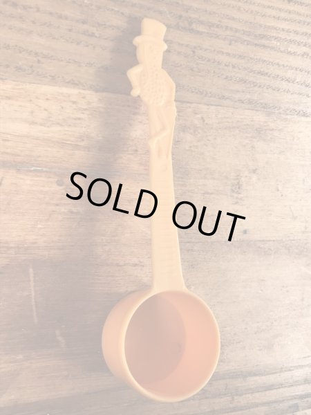 企業キャラクターのミスターピーナッツのビンテージ計量スプーン