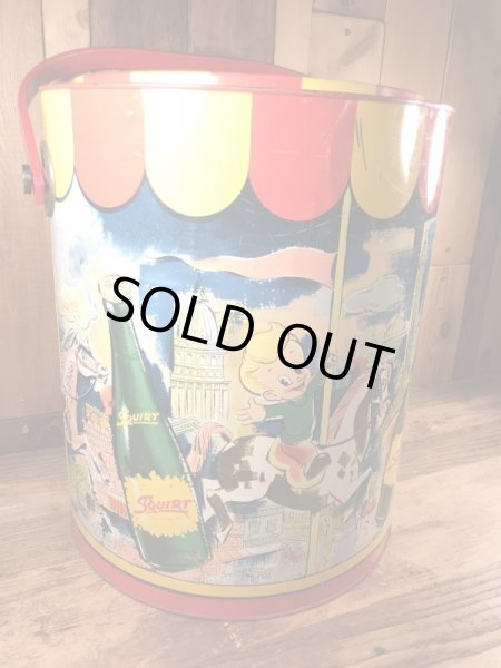 企業キャラクターのスクワートボーイのビンテージクーラーボックス