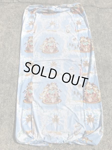 イーティーのツインサイズのビンテージボックスシーツ