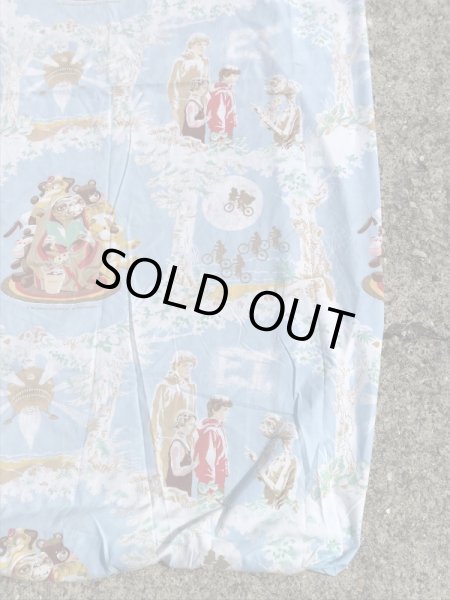 イーティーのツインサイズのビンテージボックスシーツ