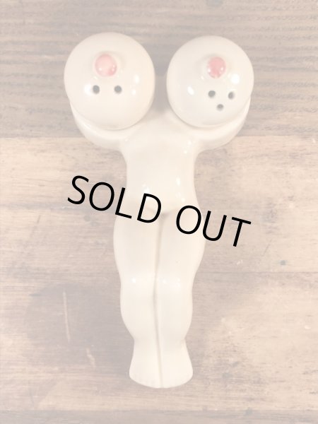 おっぱいの陶器製のビンテージソルト＆ペッパー