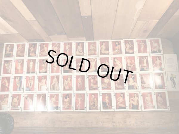 Fifty-Two Art Studiesのピンナップガールのヴィンテージトランプ