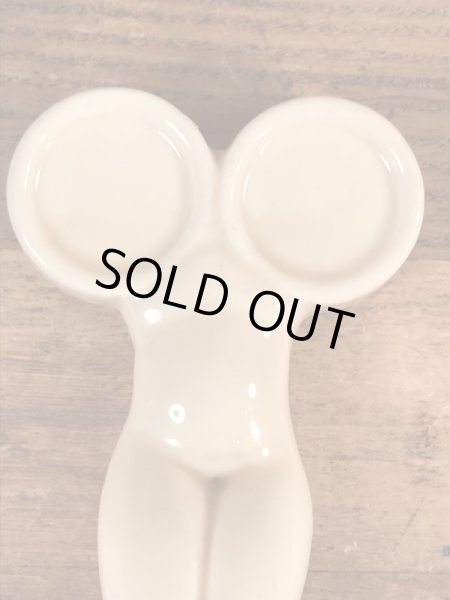 おっぱいが容器になっているヌードのヴィンテージ塩コショウ入れ