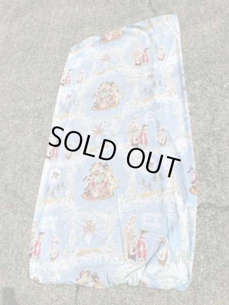 イーティーのツインサイズのビンテージボックスシーツ