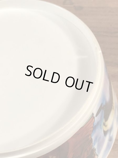 イーティーのプラスチック製のビンテージボウル