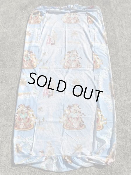 イーティーのツインサイズのビンテージボックスシーツ