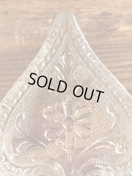 スペードの形のガラス製のビンテージ灰皿