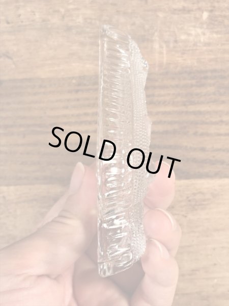 スペードの形のガラス製のビンテージ灰皿