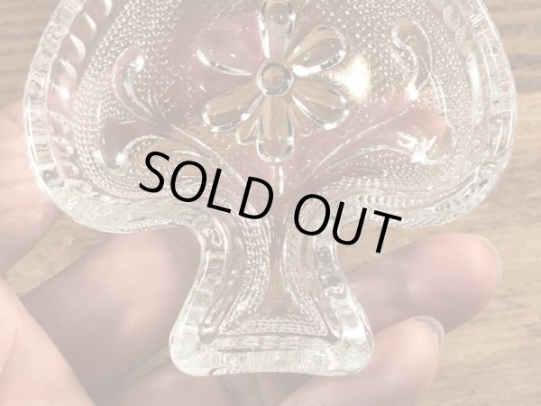 トランプのスペードの形のヴィンテージアシュトレイ