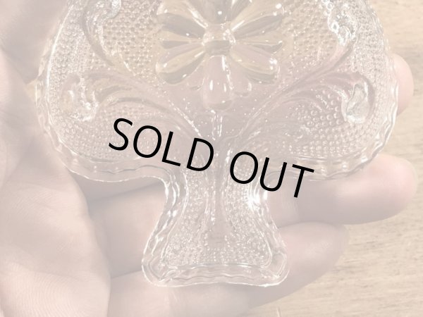 トランプのスペードの形のヴィンテージアシュトレイ