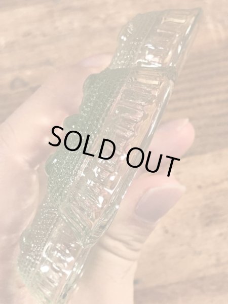 クローバーのガラス製のビンテージ灰皿