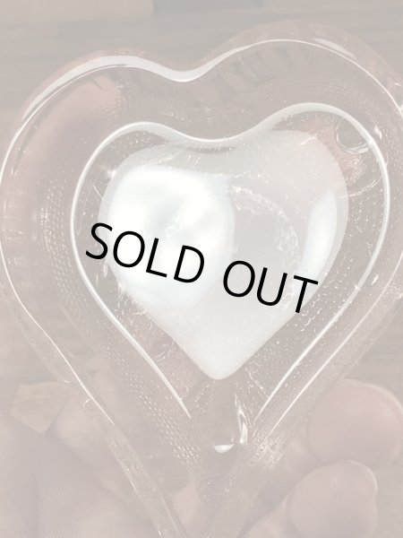 ハートの形のガラス製のビンテージ灰皿