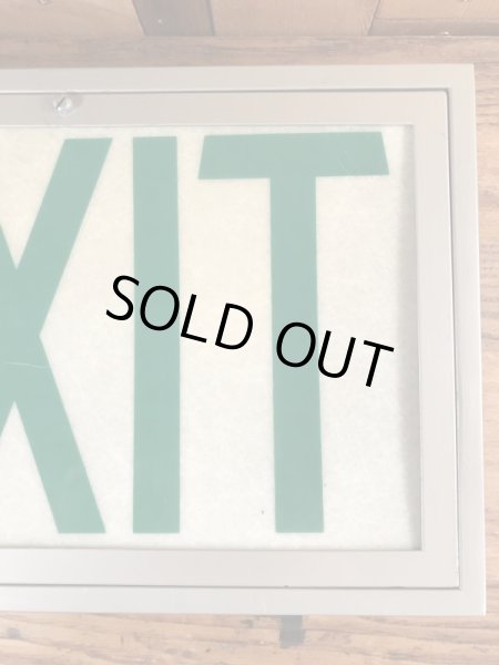 Exitのファイバーグラスのビンテージライトアップサイン