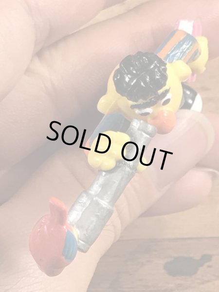 セサミストリートのバートのビンテージPVC製フィギュア