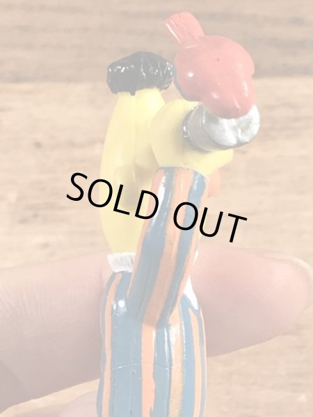 セサミストリートのバートのビンテージPVC製フィギュア