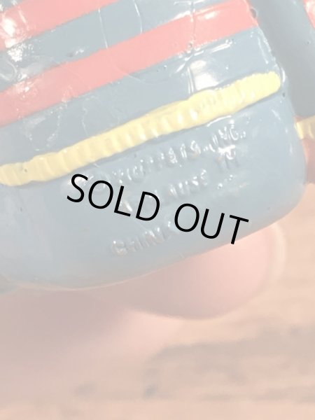 セサミストリートのアーニーのビンテージPVCフィギュア