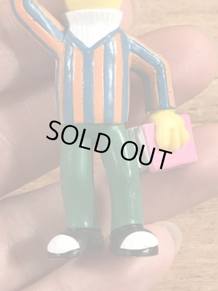 セサミストリートのバートのヴィンテージPVCフィギュア