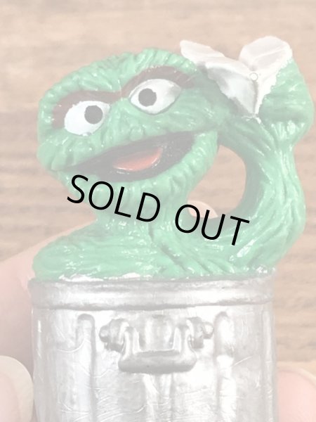 セサミストリートのオスカーのビンテージPVC製フィギュア