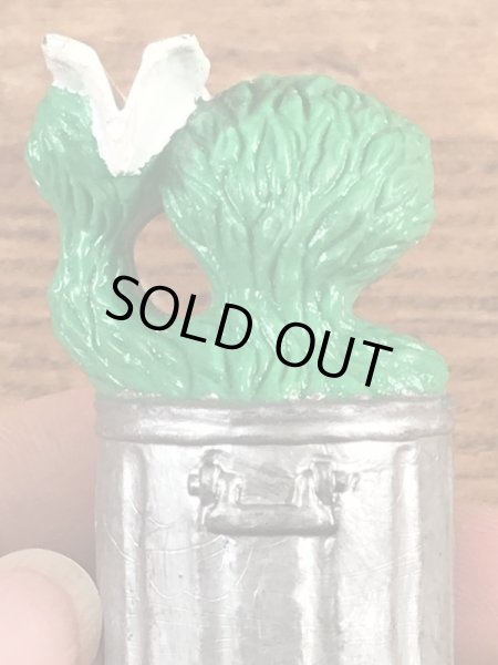 セサミストリートのオスカーのビンテージPVC製フィギュア