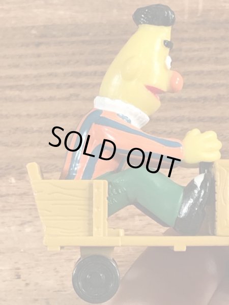 セサミストリートのバートのビンテージカートイ