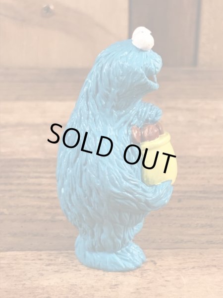 セサミストリートのクッキーモンスターのビンテージPVC製フィギュア