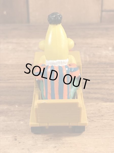 セサミストリートのバートのヴィンテージPVCフィギュア