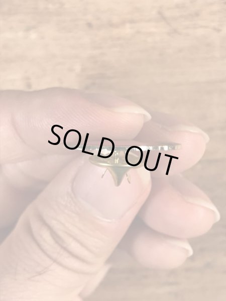 スーパーマリオの尻もちのヴィンテージピンズ