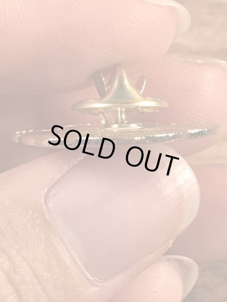 スーパーマリオの尻もちのヴィンテージピンズ