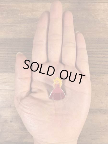 スーパーマリオブラザーズのエナメル加工のビンテージピンバッチ