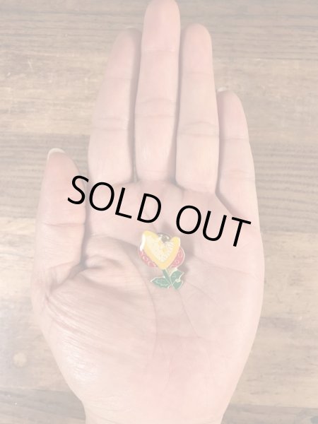 スーパーマリオのパックンフラワーのビンテージピンズ