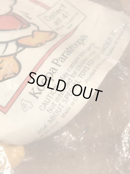 スーパーマリオブラザーズ3のパタパタのビンテージミールトイ